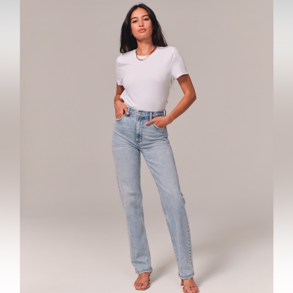 AF 90s Straight Ultra High Rise Jeans Denim Light Medium Wash) Abercrombie Fitch